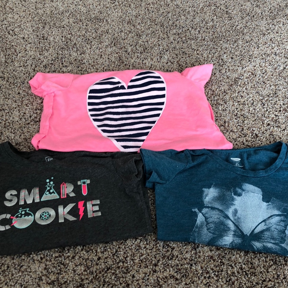 Three Old Navy/GAP short sleeve shirts